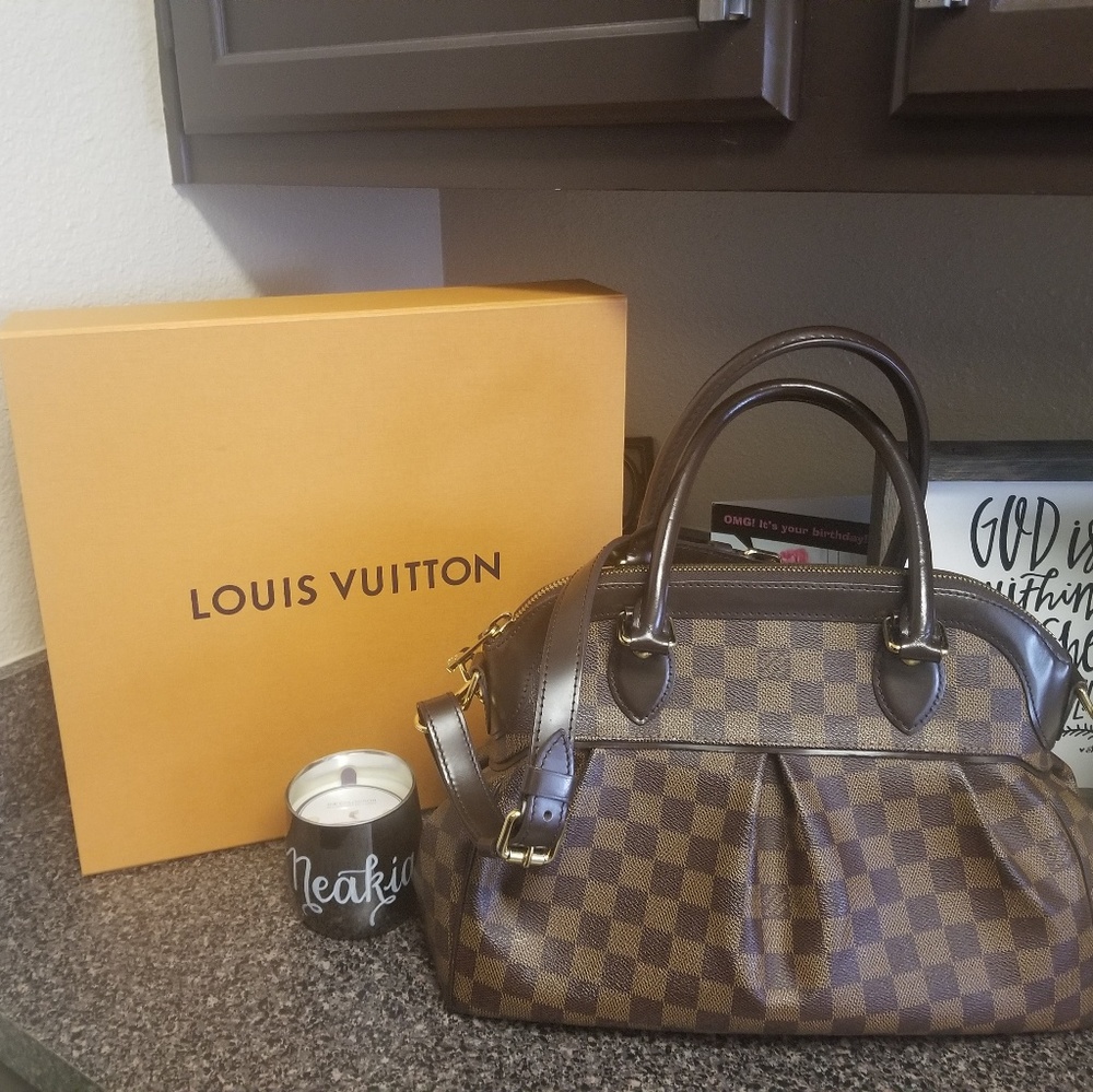 Louis Vuitton Trevi PM